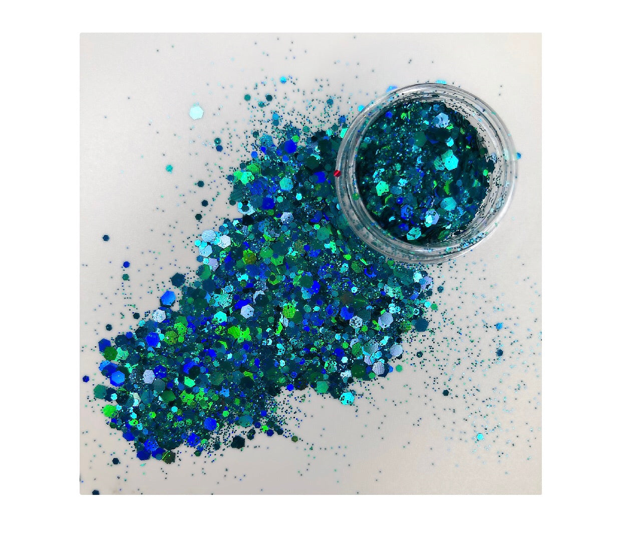 Aqua glitter